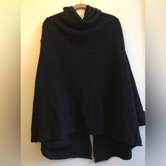 Free People Low Tide Oversized Cardi with pockets- navy blue - Picture 12 of 16